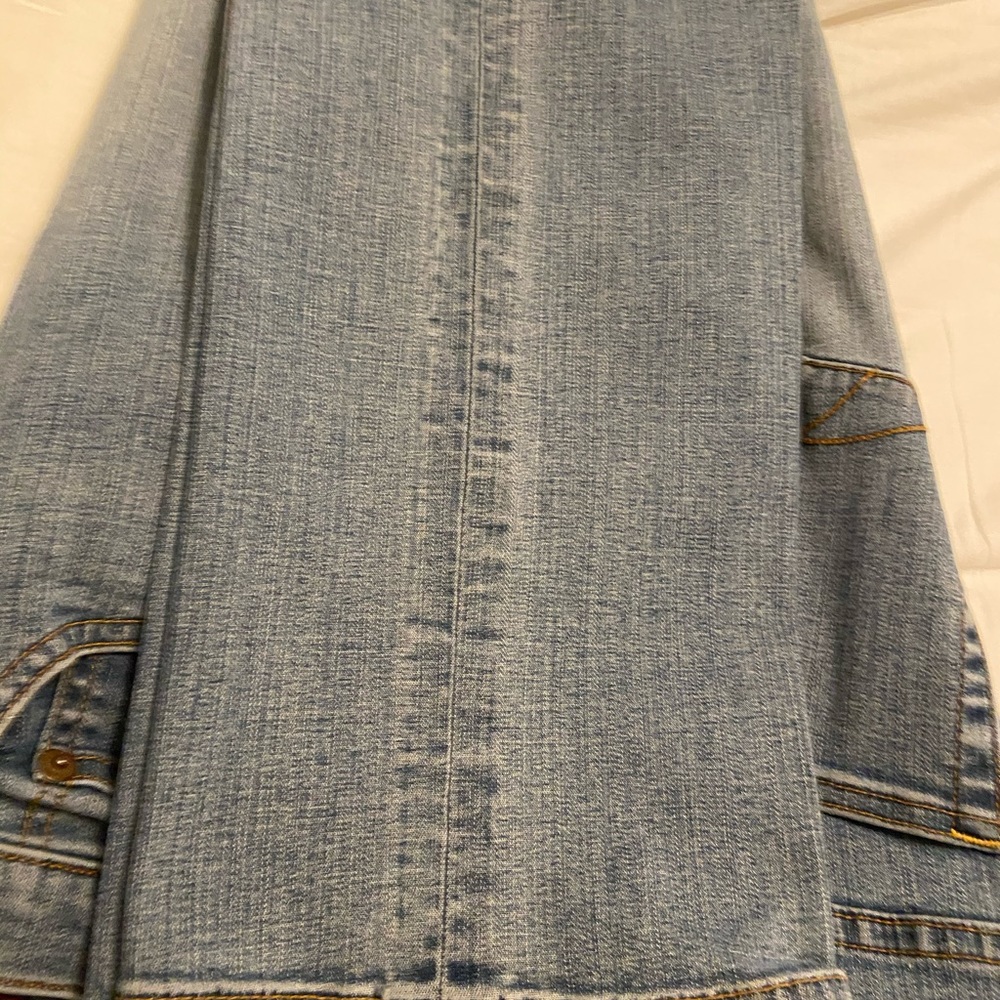 Jeans - Picture 2 of 4